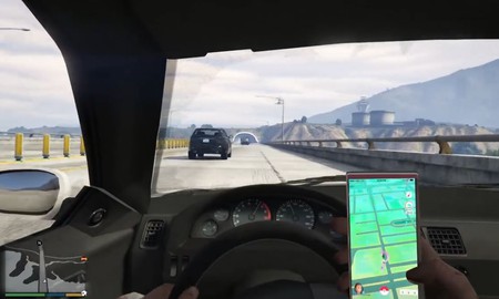 Pokemon GO hot tới nỗi nhân vật trong GTA cũng phải tranh thủ chơi