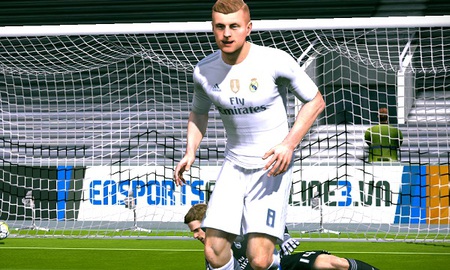 Top 5 siêu sao mới gia nhập Team Color Best Player trong FIFA Online 3