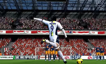Falcao trong FIFA Online 3: Có tàng hình như ngoài đời?