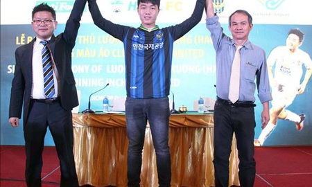 Cầu thủ Việt đầu tiên sắp có vinh dự xuất hiện trong FIFA Online 3