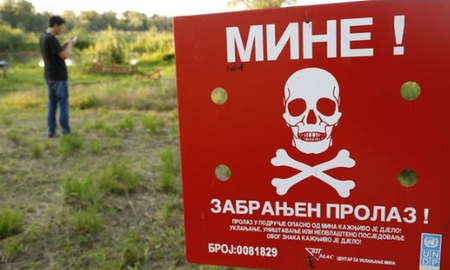 Bosnia cảnh báo cao độ nguy cơ dẫm phải bom mìn khi săn bắt Pokemon GO