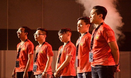 Aly - BossCFVN: “Bắn Free làm cho Đột Kích CFEL mùa 2 vô cùng kịch tính”