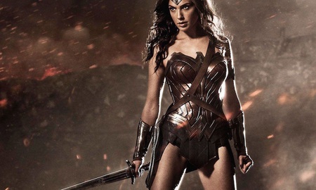Wonder Woman mới chỉ dùng nửa sức mạnh của mình trong Batman V Superman