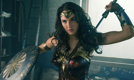 Wonder Woman là tựa phim có doanh thu cao nhất trong vũ trụ siêu anh hùng DC tại Việt Nam