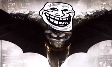 Điểm mặt chỉ tên 10 vũ khí VÔ DỤNG và NGỚ NGẨN nhất mà Batman từng sử dụng