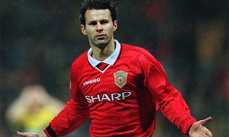 FIFA Online 3 - Ryan Giggs Captain Player: vụ đầu tư quá chất cho fan MU