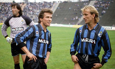 Hậu vệ… sút phạt hay nhất FIFA Online 3?