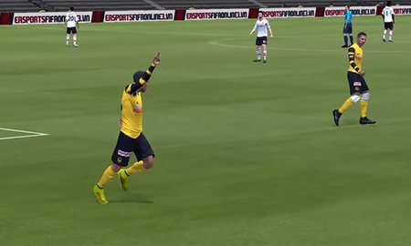 Độc: đội hình “trẻ - trâu” hiếm có trong FIFA Online 3