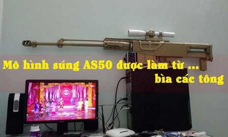 Cận cảnh mô hình súng AS50 được game thủ Đột Kích làm bằng … bìa các tông