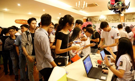 Hắc Điểu quả nhiên đẳng cấp khác hẳn, rút 200 triệu đấu giá 2 miền, nuốt trọn dàn tướng “khủng”