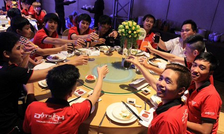 Liên Minh Đột Kích: “Cửa sáng” cho con đường trở thành game thủ chuyên nghiệp