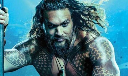 Aquaman từng bị cụt tay và những "bàn tay mới" của Hải Vương thực sự khiến người hâm mộ phấn khích