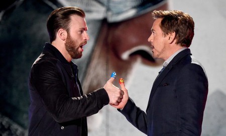 Iron Man xúc động trước sự ra đi của Captain America - người bạn cũng như đối thủ của anh trong MCU