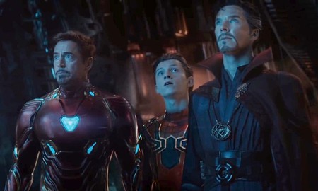 Teaser mới của Avengers: Infinity War tiết lộ bộ giáp mới của Iron Man, khiên mới của Captain