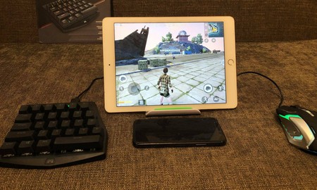 "Chơi PUBG Mobile mà dùng phím chuột thì khác gì hack!"