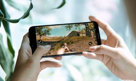 Đá bay nỗi phiền hà giật lag, mất tiếng khi chiến PUBG trên mobile với Honor Play