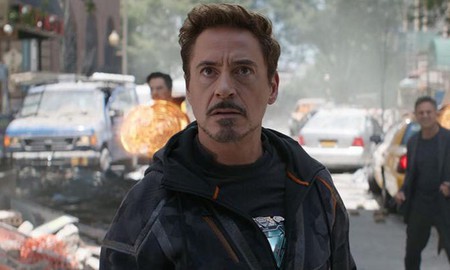 Người sắt Robert Downey Jr. gia nhập hội "thánh spoil" tiết lộ chi tiết về Avengers 4