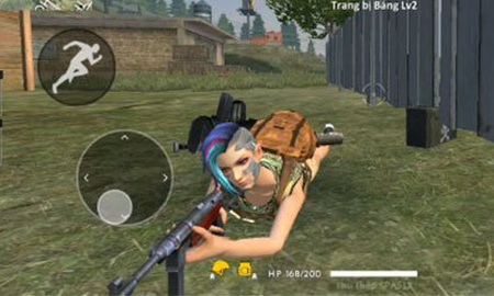 Nữ game thủ Free Fire thuê cày rank rồi... quịt luôn 50k tiền công