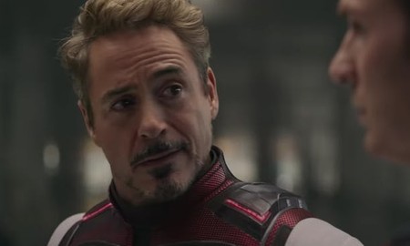 Sốc: Iron Man xuất hiện trong Trailer Avengers: Endgame là người đến tương lai?