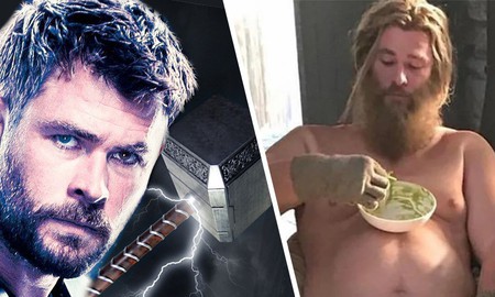 Không giống Avengers: Endgame, phiên bản Thor "bụng phệ" không hề xứng đáng nâng được búa thần Mjolnir