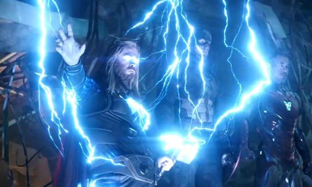 Chính Chris Hemsworth đã đấu tranh giữ tạo hình "Thor béo" trong suốt Endgame…vì thấy nó cuốn hút