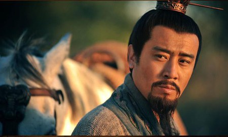 Lưu Bị: Thủ lĩnh quân phiệt - hoàng đế khai quốc, không ngờ vào đến game online lại có lúc “thảm” như thế này