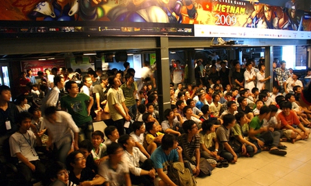 Thể thao điện tử Việt Nam chuyển mình, hay chỉ là bề nổi?