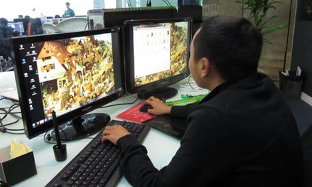 Bom tấn về nhiều, làng game Việt nên mừng hay lo