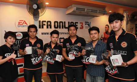 Fifa Online 3 gặp khó tại Việt Nam vì cạnh tranh không lành mạnh
