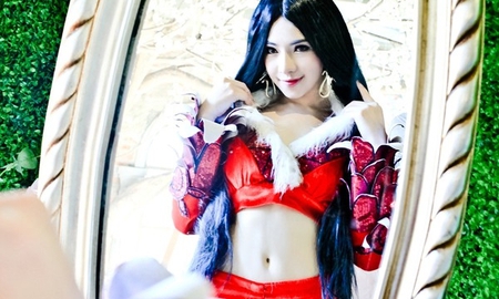 Hot girl Việt bất ngờ đóng cosplay Boa Hancock