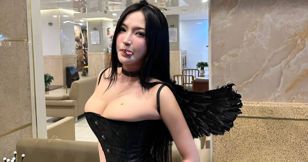 Bảo Trân Halloween Thiên Thần Bóng Tối.