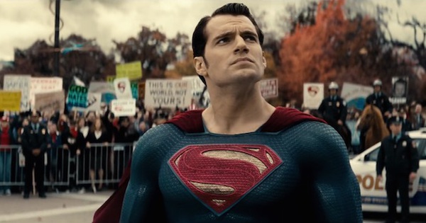 Superman sẽ thay đổi như thế nào trong phim Batman V Superman