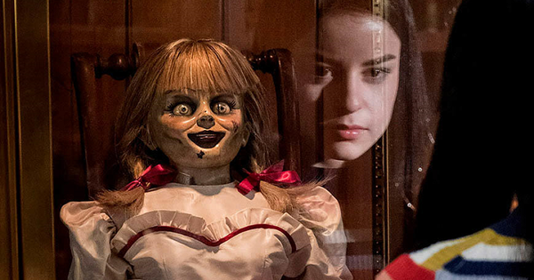 Annabelle có sức mạnh ghê gớm thế nào mà đóng đến 4 phim vẫn chưa hết "tạo  nghiệp"?